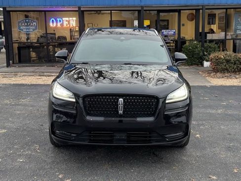 Used 2022 Lincoln Corsair Reserve image 3