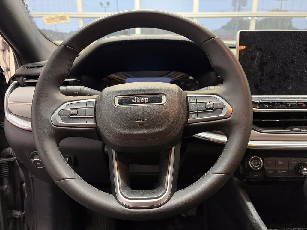 Used 2024 Jeep Compass Limited AWD/4WD image 23