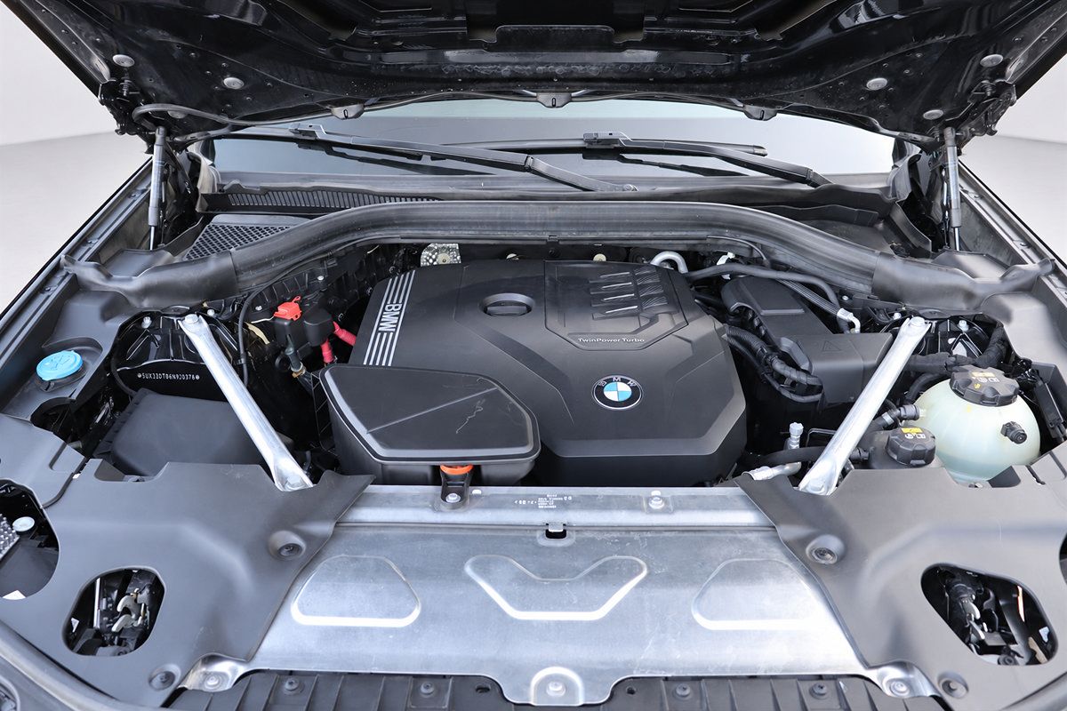 Used 2022 BMW X4 xDrive30i AWD/4WD image 43