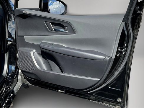 Used 2024 Toyota Prius XLE image 28