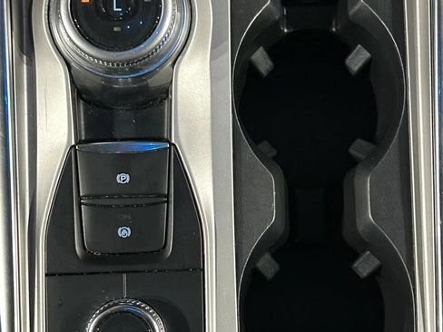 Used 2022 Ford Explorer Limited w/ Equipment Group 301A AWD/4WD image 99