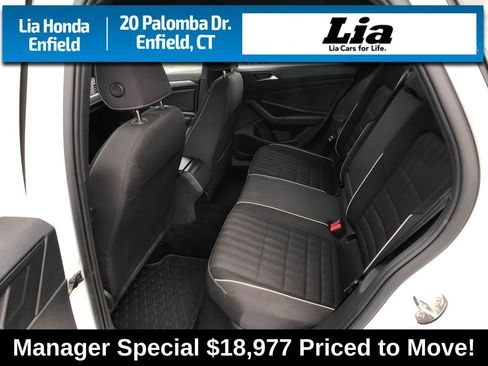 Used 2023 Volkswagen Jetta Sport image 22