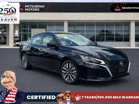 Used 2024 Nissan Altima 2.5 SV FWD image 1