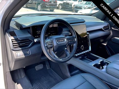 Used 2025 GMC Acadia AT4 AWD/4WD image 5