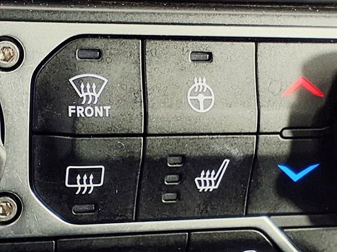 Used 2020 Jeep Wrangler Unlimited Sport image 23