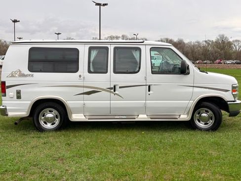 Used 2010 Ford E-150 and Econoline 150 RWD image 6