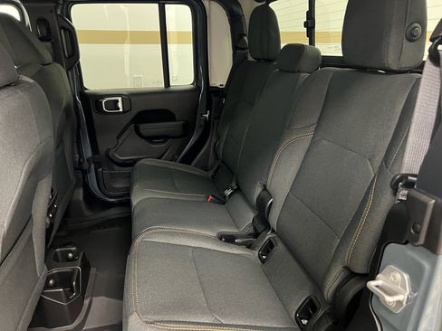 New 2026 Jeep Gladiator Willys image 9
