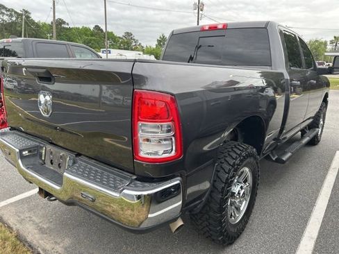 Used 2024 RAM 2500 Tradesman w/ Chrome Appearance Group image 4