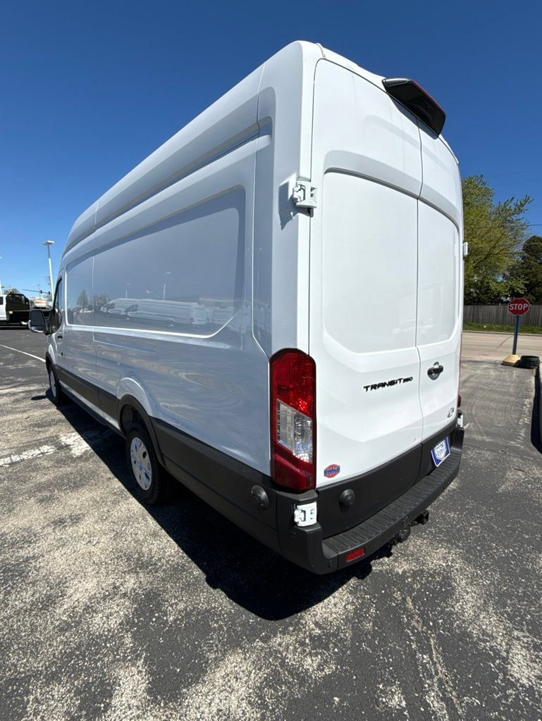 New 2026 Ford Transit 350 148 High Roof Extended w/ Load Area Protection Package RWD image 9