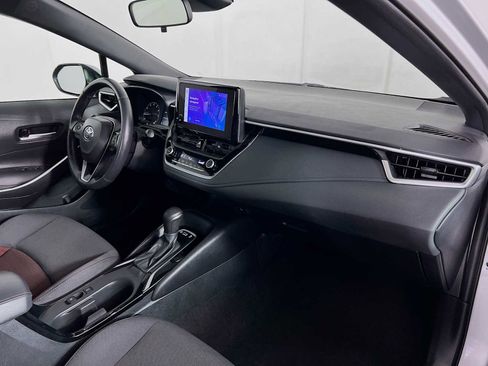 Used 2024 Toyota Corolla SE image 26