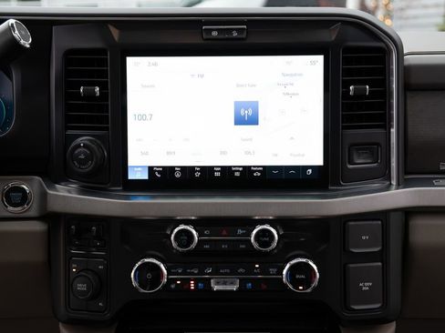 Used 2025 Ford F450 Platinum w/ Platinum Plus Package image 15