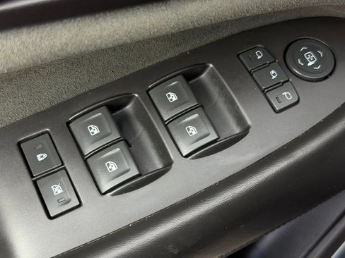 Used 2020 Cadillac Escalade ESV Platinum AWD/4WD image 30