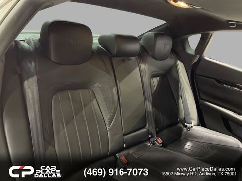 Used 2015 Maserati Quattroporte S Q4 AWD/4WD image 29