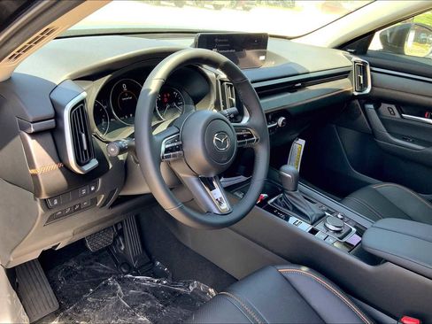 Used 2025 MAZDA CX-50 AWD 2.5 Hybrid w/ Weather Package image 8