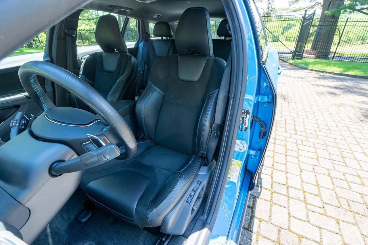 Used 2017 Volvo V60 T6 Polestar AWD/4WD image 11
