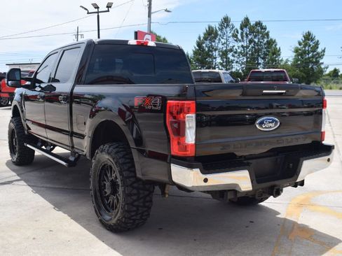 Used 2017 Ford F250 Lariat w/ Lariat Ultimate Package AWD/4WD image 5