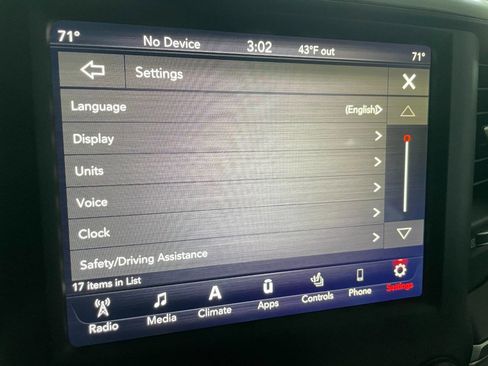 Used 2019 RAM 1500 Laramie image 36