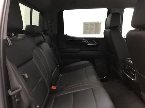 Used 2023 Chevrolet Silverado 1500 LTZ w/ LTZ Convenience Package II AWD/4WD image 18