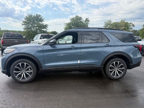 New 2026 Ford Explorer ST-Line AWD/4WD image 5