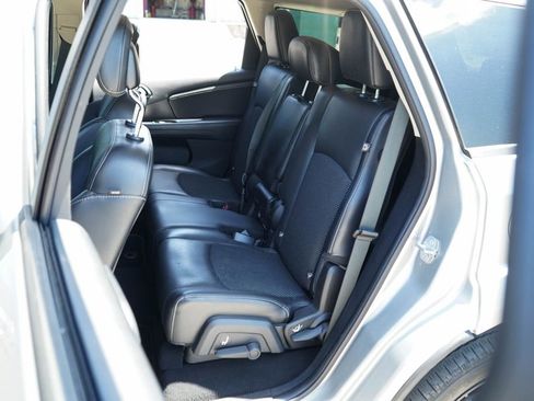 Used 2019 Dodge Journey Crossroad AWD/4WD image 9