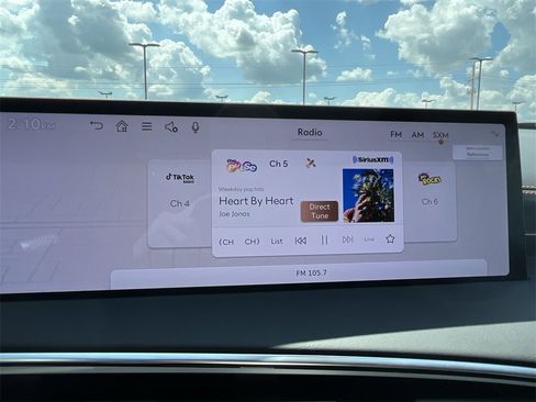 Used 2026 Genesis GV70 3.5T Sport Prestige image 12