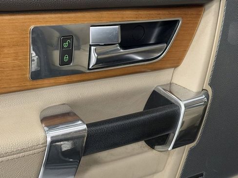 Used 2013 Land Rover LR4 HSE image 10