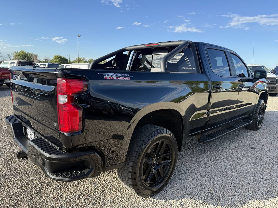 Used 2021 Chevrolet Silverado 1500 LT Trail Boss w/ Convenience Package II AWD/4WD image 11