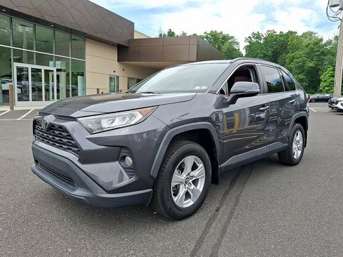 Used 2019 Toyota RAV4 XLE w/ All Weather Liner Package AWD/4WD image 5