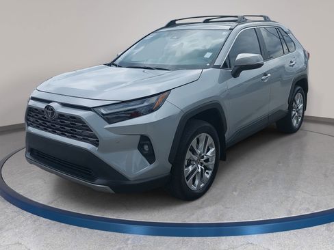 Used 2025 Toyota RAV4 Limited FWD image 1