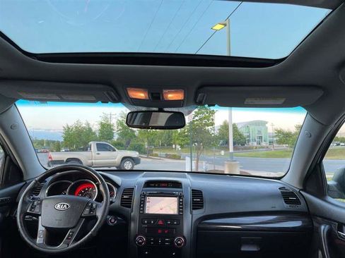 Used 2012 Kia Sorento SX w/ SX Premium Pkg AWD/4WD image 59