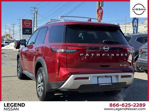 Certified 2024 Nissan Pathfinder SL image 5