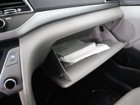 Used 2018 Hyundai Elantra SEL FWD image 56