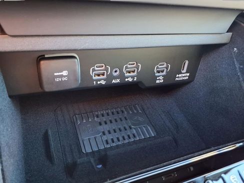 New 2026 Jeep Grand Wagoneer Summit w/ Rear Seat Video Group I image 8