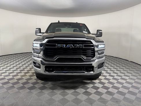 Certified 2026 RAM 2500 Big Horn AWD/4WD image 4
