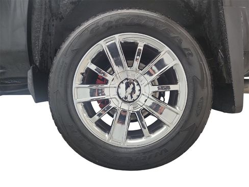 Used 2016 Chevrolet Silverado 1500 High Country w/ High Country Premium Package image 38