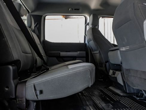 Used 2023 Ford F350 XLT w/ Camper Package image 35