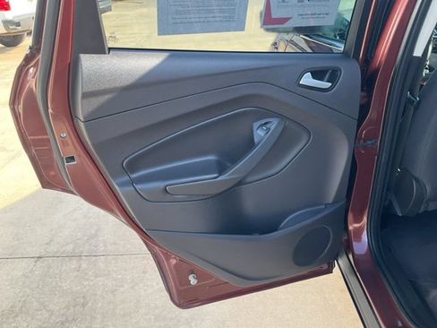 Used 2018 Ford Escape SE FWD image 24