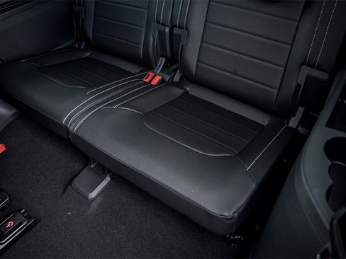 New 2026 Volkswagen Atlas SEL image 32