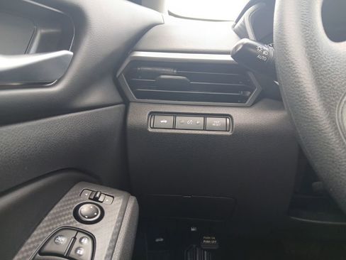 Used 2022 Nissan Altima 2.5 S FWD image 11