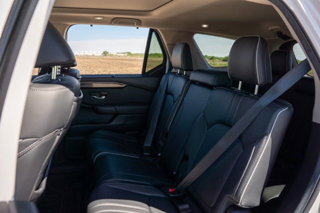 Used 2025 Honda Pilot Elite image 16