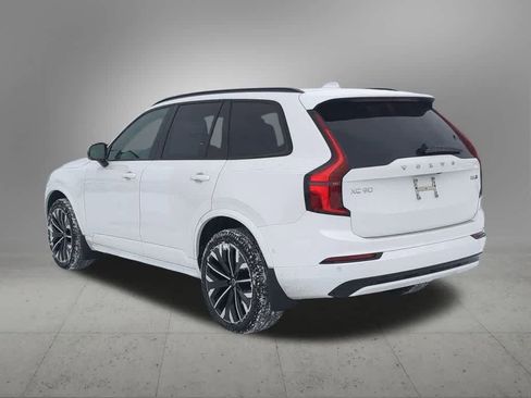 New 2026 Volvo XC90 B6 Ultra w/ Protection Package Premier AWD/4WD image 4
