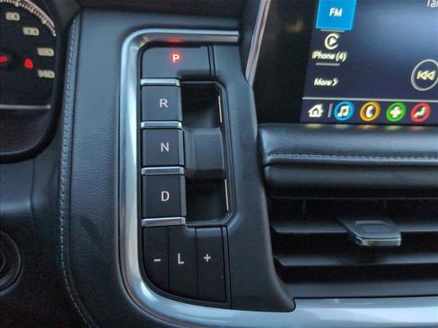 Used 2021 Chevrolet Tahoe Z71 w/ Z71 Signature Package image 15