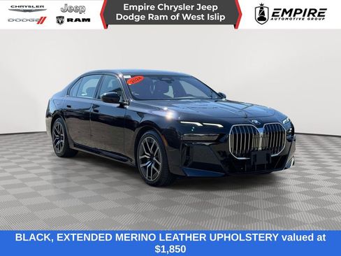 Used 2024 BMW 740i xDrive AWD/4WD image 1