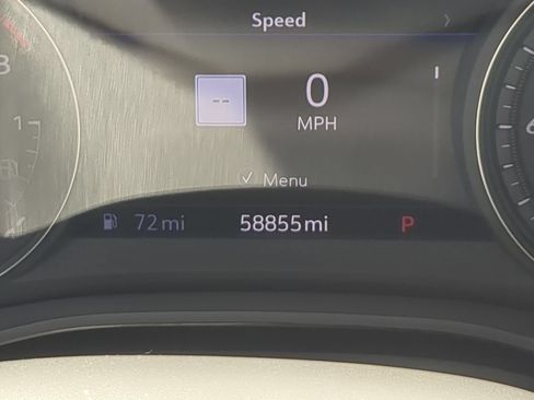 Used 2022 Cadillac XT6 Premium Luxury w/ Technology Package FWD image 12