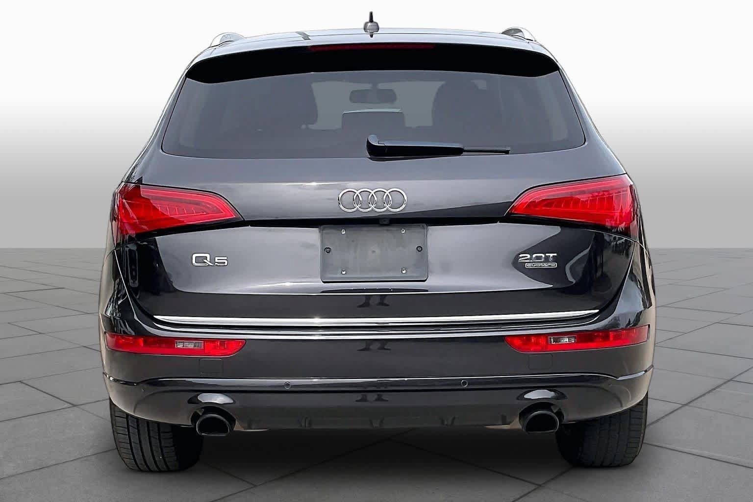 Used 2016 Audi Q5 2.0T Premium Plus w/ Technology Package AWD/4WD image 4