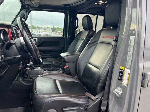 Used 2020 Jeep Gladiator Rubicon w/ Cold Weather Group AWD/4WD image 11