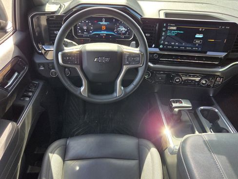 Certified 2025 Chevrolet Silverado 1500 LT Trail Boss w/ Convenience Package II AWD/4WD image 11