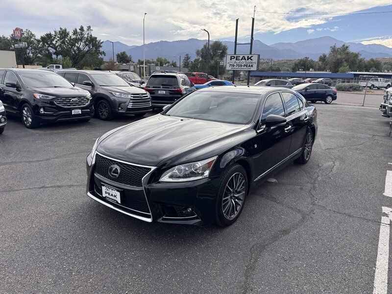 Used 2017 Lexus LS 460 AWD image 3