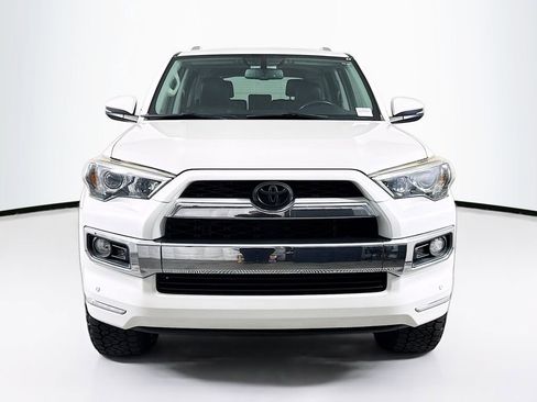 Used 2015 Toyota 4Runner SR5 image 2