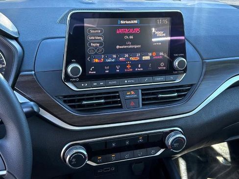 Certified 2023 Nissan Altima 2.5 SV image 21